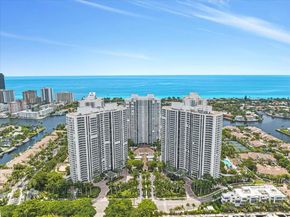 21055 Yacht Club Dr 802, Aventura FL 33180