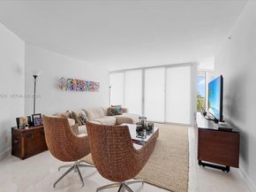 21055 Yacht Club Dr 802, Aventura FL 33180