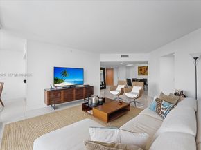 21055 Yacht Club Dr 802, Aventura FL 33180