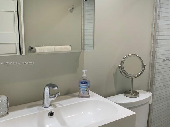 3507 Oaks Way 802, Pompano Beach FL 33069