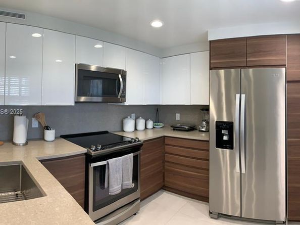 3507 Oaks Way 802, Pompano Beach FL 33069