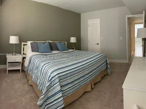 3507 Oaks Way 802, Pompano Beach FL 33069