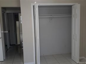 1540 NE 191st St 244, Miami FL 33179