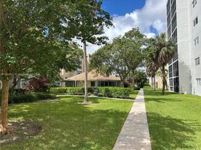 619 NE 14th Ave 703, Hallandale Beach FL 33009