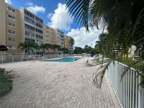 619 NE 14th Ave 703, Hallandale Beach FL 33009