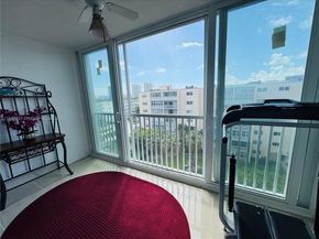 619 NE 14th Ave 703, Hallandale Beach FL 33009