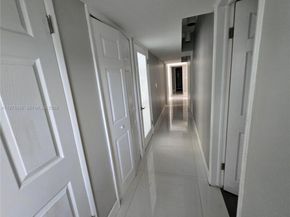 740 Conch Shell Pl, Plantation FL 33324