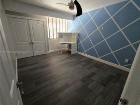 740 Conch Shell Pl, Plantation FL 33324