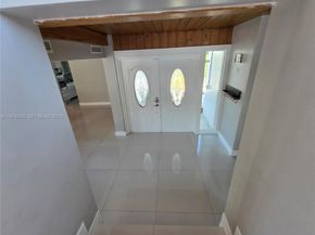 740 Conch Shell Pl, Plantation FL 33324