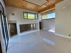 740 Conch Shell Pl, Plantation FL 33324