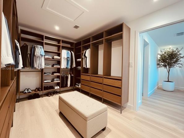 804 Crestview Cir, Weston FL 33327