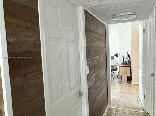 2761 Taft St 110, Hollywood FL 33020