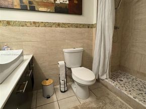 2761 Taft St 110, Hollywood FL 33020