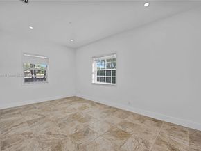 818 NE 3rd St, Hallandale Beach FL 33009