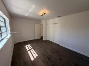 Undisclosed Address #A11826480, Fort Lauderdale FL 33311