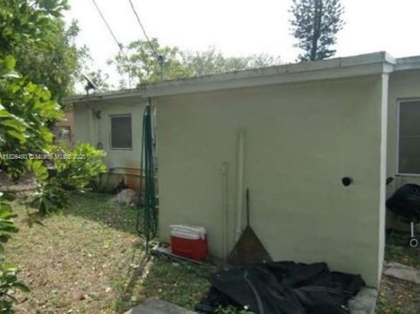 Undisclosed Address #A11826480, Fort Lauderdale FL 33311