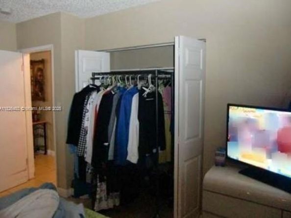 Undisclosed Address #A11826480, Fort Lauderdale FL 33311