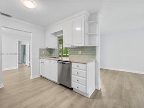 1131 NW 90th Way, Plantation FL 33322