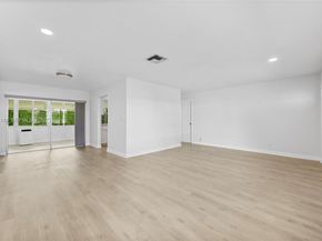 1131 NW 90th Way, Plantation FL 33322