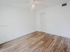 20311 NE 2nd Ave J1, Miami FL 33179