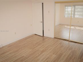 20311 NE 2nd Ave J1, Miami FL 33179