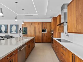 1736 SE 14th St, Fort Lauderdale FL 33316