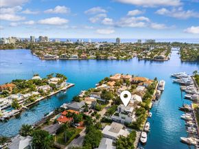 1736 SE 14th St, Fort Lauderdale FL 33316
