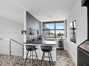 1736 SE 14th St, Fort Lauderdale FL 33316