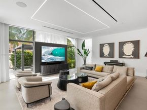 1736 SE 14th St, Fort Lauderdale FL 33316