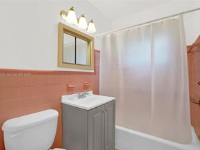 221 NE 48th Ter, Miami FL 33137