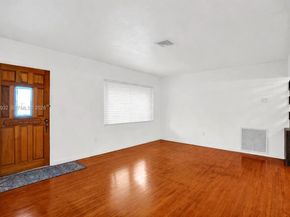 221 NE 48th Ter, Miami FL 33137