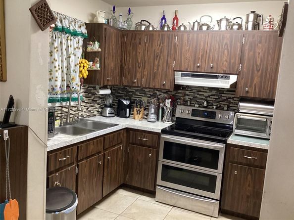 3740 W 5th Ct, Hialeah FL 33012