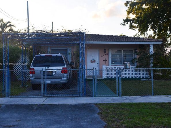 3740 W 5th Ct, Hialeah FL 33012