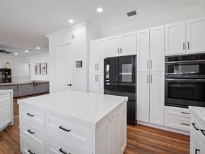 1537 Victoria Isle Way, Weston FL 33327