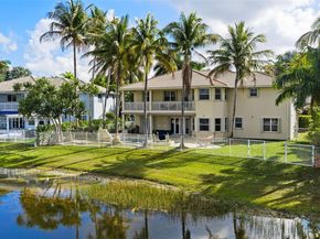 1537 Victoria Isle Way, Weston FL 33327