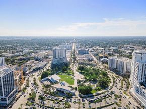 1830 Radius Dr 810, Hollywood FL 33020