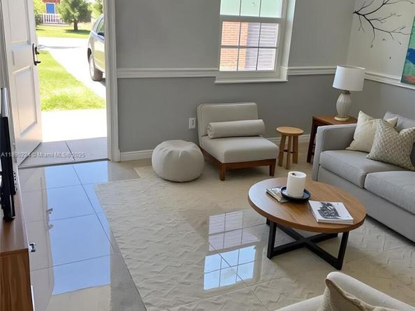 1698 NE 182nd St, North Miami Beach FL 33162
