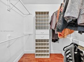 1621 nw 110 ter, Pembroke Pines FL 33026