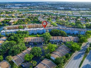 445 NE 195th St 330, Miami FL 33179
