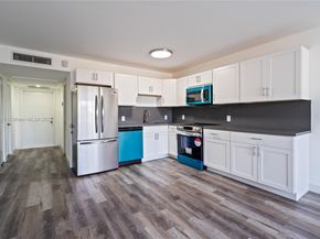 445 NE 195th St 330, Miami FL 33179