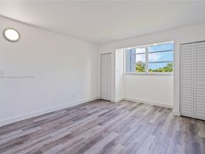 445 NE 195th St 330, Miami FL 33179