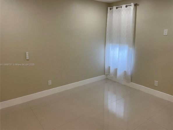 5002 Sheridan St 1, Hollywood FL 33021