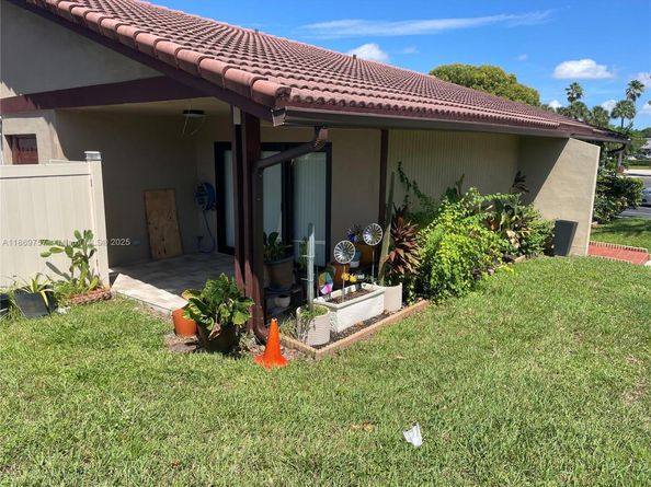5002 Sheridan St 1, Hollywood FL 33021