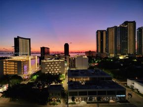 121 NE 34th St 908, Miami FL 33137