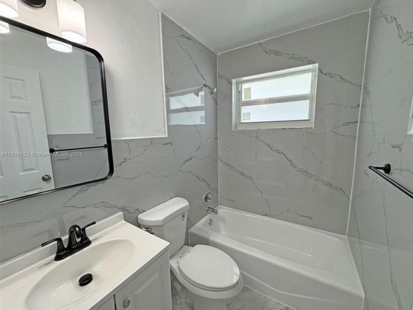 22712 SW 113th Pl, Miami FL 33170