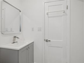 232 SW 22nd St, Fort Lauderdale FL 33315