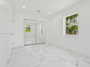 232 SW 22nd St, Fort Lauderdale FL 33315