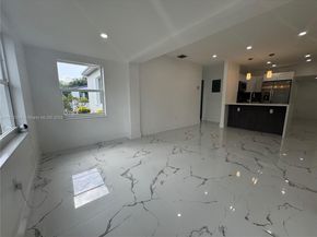 232 SW 22nd St, Fort Lauderdale FL 33315