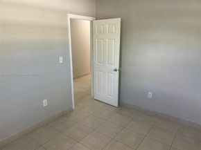 19822 NE 1st Ave, Miami FL 33179
