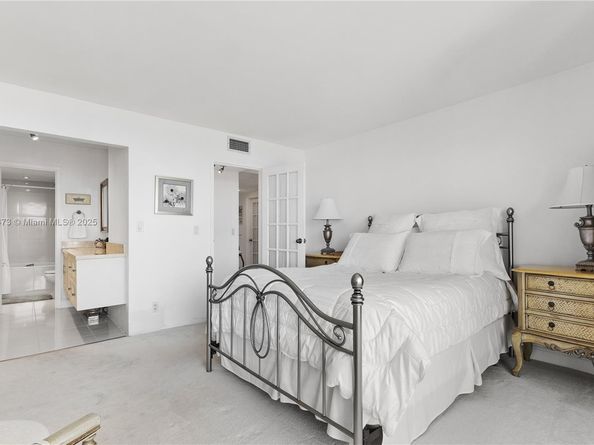 200 SE 15th Rd 6F, Miami FL 33129